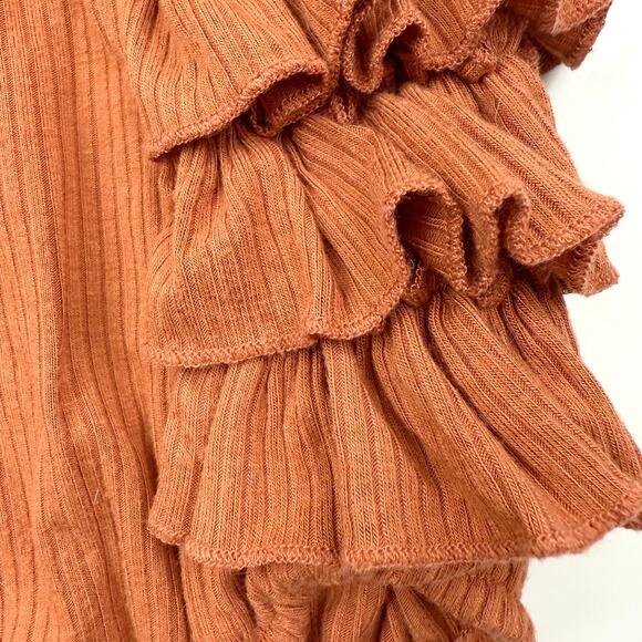 Kate Quinn Ribbed Side Ruffle Bubble Romper - Picture 2 of 7